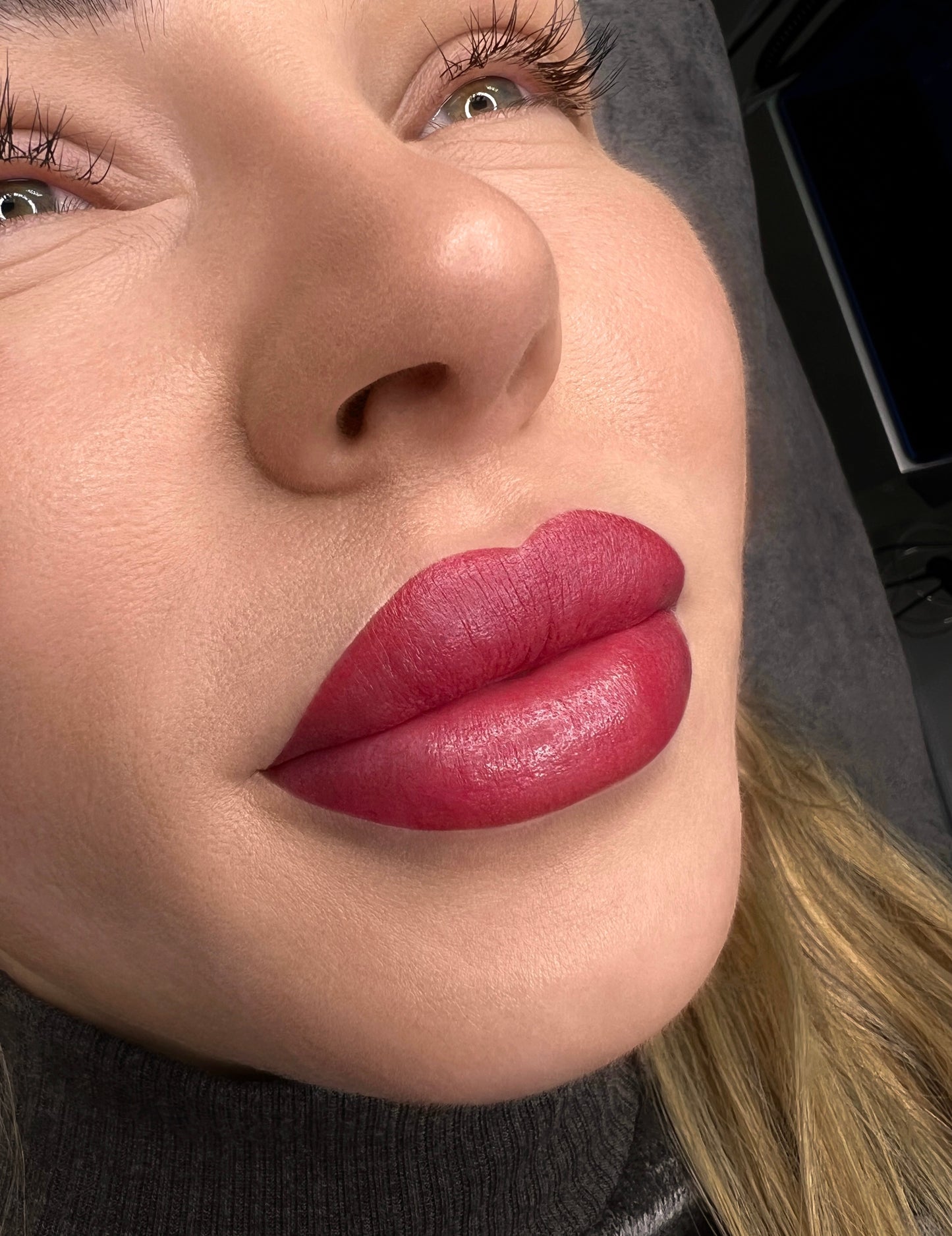 Permanent Lip Blush